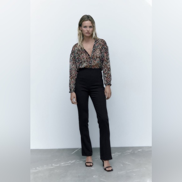 ZARA PRINTED SHIRT WITH METALLIC THREAD - Picture 2 of 9